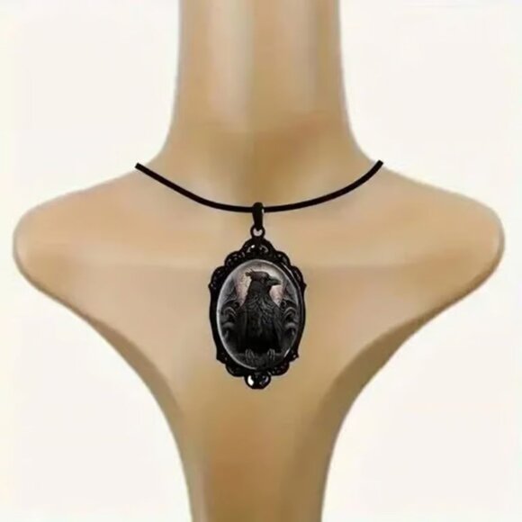 Black Goth RAVEN Pendant Necklace - Picture 2 of 3